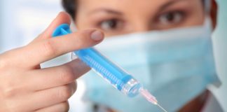 Absolvenţii şcolilor sanitare postliceale îşi pot continua studiile în învăţământul superior