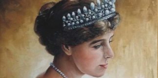 Expoziţie de pictură „Ochii Reginei”