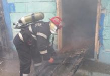 Neatenția se plătește! O casa din Scrioastea a luat foc din cauza jarului căzut din soba