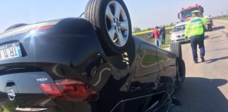 Accident rutier pe DN6! Un autoturism s-a răsturnat după ce a efectuat o depășire neregulamentara!