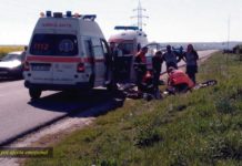 UN COPIL DE 3 ANI A FOST SPULBERAT DE O MAŞINĂ ŞI ARUNCAT LA ZECI DE METRI / FOTO