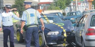 Pasager, accidentat grav de un şofer de 70 de ani care nu a acordat prioritate