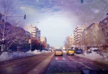 Ninge în Alexandria, o imagine surprinsă in trafic ninsoare in Alexandria