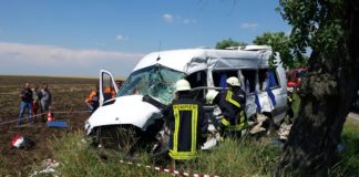 15 persoane au fost rănite intr-un accident grav pe DN52 între Alexandria si Turnu Măgurele!