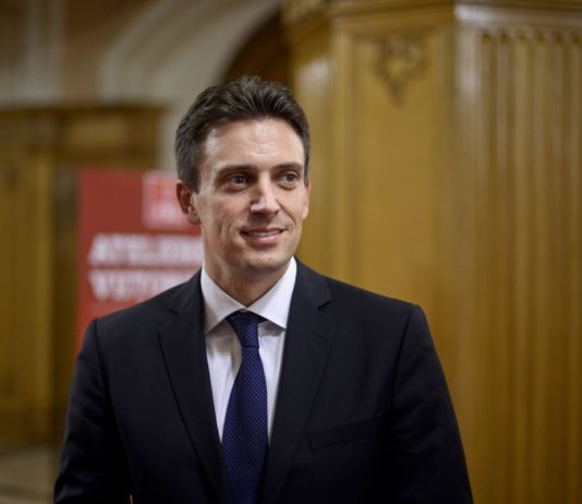 Cătălin Ivan îl dă în judecată pe preşedintele PSD, Liviu Dragnea!