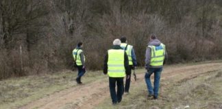 O BĂTRÂNĂ A DISPĂRUT DE ACASĂ. ZECI DE JANDARMI ȘI POLIȚIȘTI VOR SCOTOCI COMUNA TROIANUL ȘI ÎMPREJURIMILE