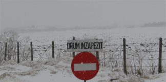 TREI DRUMURI DIN TELEORMAN AU FOST BLOCATE DIN CAUZA ZĂPEZII