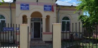 BOGAȚI, ÎN CEA MAI SĂRACĂ LOCALITATE DIN ȚARĂ! PRIMARUL ȘI VICEPRIMARUL DIN NECȘEȘTI ȘI-AU ACORDAT SPOR DE 320 DE MILIOANE DE LEI