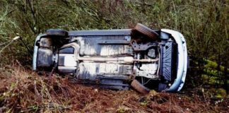 ACCIDENT RUTIER! O mașină s-a răsturnat pe DJ 703