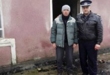 Poliţistul Dănuț Sultana a devenit erou după ce a salvat o femeie dintr-un incendiu
