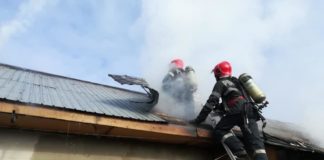 Incendiu într-o gospodărie din localitatea Vitănești. Proprietarul a suferit arsuri de gradul I la nivelul feței și gâtului