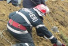 Accident pe un șantier în Teleorman. Persoană surprinsă de un mal de pământ într-un canal adânc de 3 metri