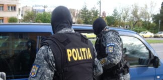 Percheziții la primăriile Dăneasa, Mărunţei și Drăgăneşti-Olt într-un dosar de achiziţii fictive de mobilier urban