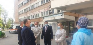 Vizită de lucru a ministrului Sănătății la Spitalul Caritas și DSV Teleorman/ Nelu Tătaru, despre aparatul RT-PCR: “Se pot face până la 180 de teste pe zi”
