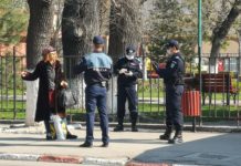 Un jandarm s-a împușcat în cap, în timp ce păzea un centru de carantină