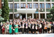 Premii mai mari pentru “Nunta de aur”, la propunerea primarului Victor Drăgușin