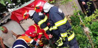 Un bătrân din Buzescu a fost salvat după ce a căzut într-o fântână adâncă de 15 metri