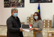 Peste 1.000 de tablete cumpărate de Primăria Alexandria pentru școlile din municipiu