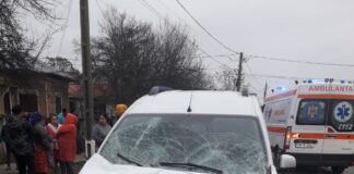 Un mort și trei răniți într-un accident rutier grav, la Bujoru