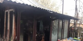 O butelie montată necorespunzător putea duce la o tragedie, la Poeni. Bătrână de 90 de ani, salvată din flăcări de către vecini