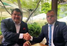 Deputatul Costel Barbu s-a întâlnit cu fostul consilier al președintelui SUA Barack Obama: “Am apreciat dorința domnului Shomon de a contribui la programul național de construire și modernizare a infrastructurii rutiere”