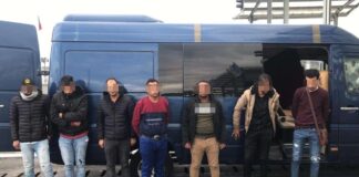 Trei persoane conduse la DIICOT într-un dosar de trafic de migranți – cercetările sunt efectuate în cazul a 16 sirieni depistați la intrarea în țară pe la Turnu Măgurele la finalul lunii trecute