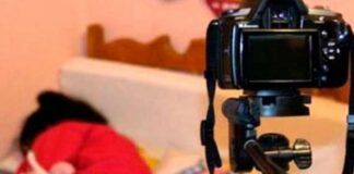 Trei persoane conduse la DIICOT Teleorman pentru audieri într-un dosar de pornografie infantilă