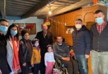 Daruri pentru copiii nevoiași și bătrânii de la Tătărăștii de Jos – Aurelian Neagoe: “Ne-am dorit să știe că nu sunt singuri, că le suntem alături”