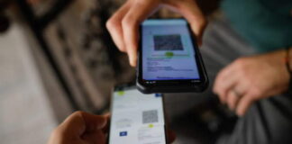 Percheziții în Teleorman într-un dosar de fals informatic, în formă continuată – Trei persoane reținute după ce au generat adeverințe de vaccinare false