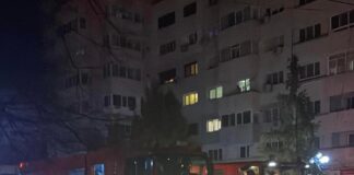 Incendiu urmat de explozie într-un apartament din Alexandria/ Trei victime și 30 de persoane evacuate