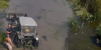 Mașină căzută în râul Teleorman/ O femeie și un copil au fost răniți