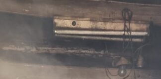 Incendiu de locuință la Zâmbreasca – Un bătrân cu probleme locomotorii a fost transportat la spital