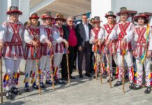 Festivalul “Tradiție și Dans în Conțești” a ajuns la a II-a ediție/ Senatorul Eugen Pîrvulescu: “Un eveniment bine organizat, cu mulți copii talentați și artiști de excepție”