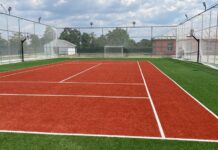 A fost inaugurat terenul de sport din incinta Școlii Nanov/ Adrian Ghene: “Toți cei pasionați de activități sportive sunt bineveniți să se bucure de această nouă facilitate în mod gratuit, în afara programului școlar”