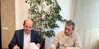 PNRR – Primarul Victor Drăgușin a semnat contractul de achiziție publică pentru anveloparea blocului A1 din Alexandria