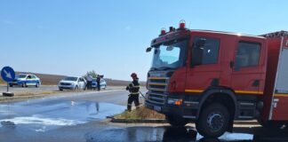 Două mașini implicate într-un accident rutier la ieșire din Alexandria spre Lăceni