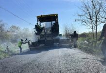 La Drăgănești-Vlașca se modernizează infrastructura rutieră de bază/ Ciprian Ciuperceanu: “Împreună, în echipă, în fiecare zi pentru comuna noastră”