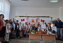 Moș Crăciun a ajuns mai devreme la copiii din Nanov/ Adrian Ghene: “Împreună facem sărbătorile mai frumoase pentru cei mici!”