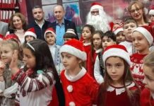 Moș Crăciun a deschis ușa micilor colindători la PSD Teleorman