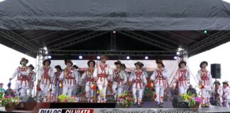 Festivalul Bujorului de la Troianul, la a treia ediție/ Adrian Gâdea: “Un omagiu adus tradițiilor noastre populare, păstrate cu grijă din generație în generație”