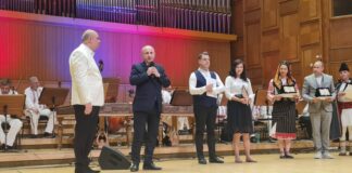 35 de ani de activitate pentru Ansamblul ”Burnasul” – Adrian Gâdea: “A reprezentat Teleormanul cu cinste și profesionalism pe marile scene din România”