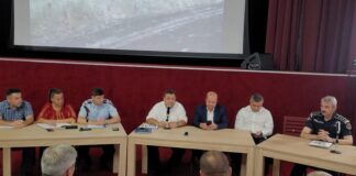 Reacție dură a primarului Victor Drăgușin la adresa fermierilor: “Nu mi se pare firesc ca un primar să protejeze proprietățile cuiva, pe care le administrează un fermier și care le dă foc”